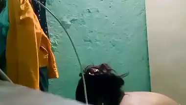 Sexy mom dress change caught by horny son viral MMS