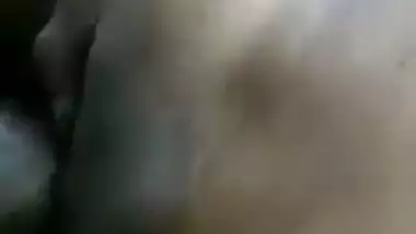 Young guy fucks his GF’s tight pussy in Tamil sex video