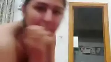 Beautiful Paki girl getting nude for her boyfriend