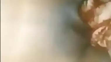 South Indian girl fingering her wet pussy on cam