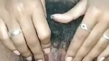 Newly married Indian sex video – 3