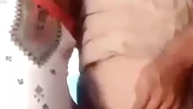 Pathan fucks his neighbor’s wife in Pakistani sex MMS