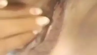 Cute Indian XXX teen showing her sweet boobs and pussy on cam