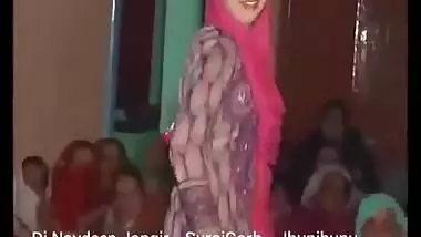 Haryanvi Bhabhi Dancing - Movies. video2porn2