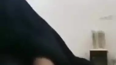 Hijabi Bangladeshi Desi girl loves riding her XXX lover’s cock MMS