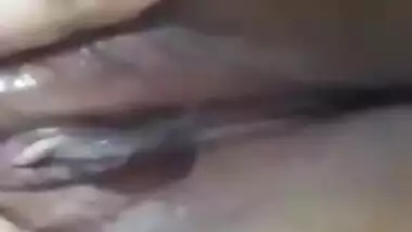 Lankan aunty with beautiful figure exposing naked