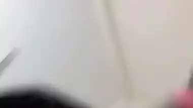 Man fucks a Patna girl and records Bihari sex video