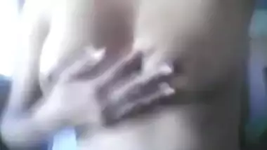 Horny mauritian girl...