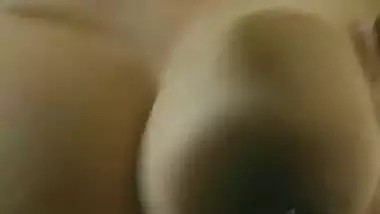 Bollywood actress Sunny Leone squeezes her juicy boobs