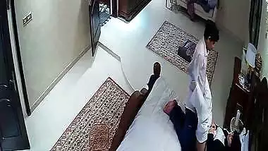 Aapa enjoys threesome sex with cousins in Pakistani porn