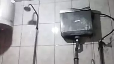 Local bhabhi selfie in the bathroom