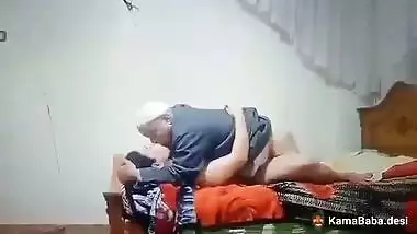 Father-in-law fucks daughter-in-law in Bangladeshi sex video